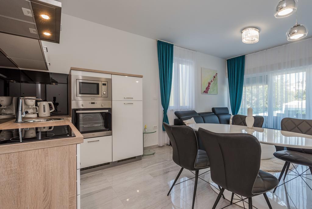 Luxury Apartments Villa Morea زادار الغرفة الصورة